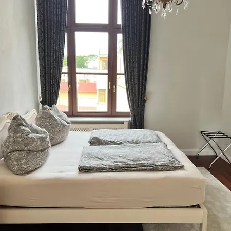 Hintze Inkl Strandkorb, 4 Fahrraeder *